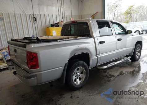 2008 Dodge Dakota Slt z USA, uszkodzony, nr VIN 1D7HE48N28S541536